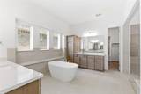 1800 Scenic Heights Ln - Photo 9