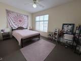 711 26th St - Photo 11