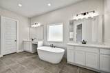 7425 Desert Needle Dr - Photo 21