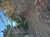 303 Fm 609 Rd - Photo 8