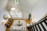 1110 22nd St - Photo 2