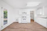 1142 Ascot St - Photo 32