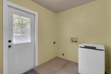 1109 Hollybluff St - Photo 21