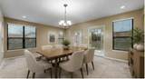 1029 Hyde Park Dr - Photo 5