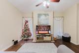 1910 Robbins Pl - Photo 3
