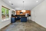 301 Stassney Ln - Photo 10