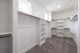 710 Northern Hills Dr - Photo 19