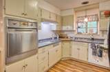 325 Rainey St - Photo 15