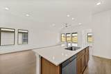 113 Malibu - Photo 14