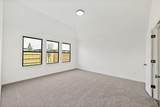 113 Malibu - Photo 16
