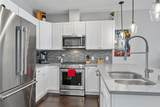 908 Nueces St - Photo 2