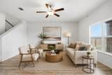 300 Hyacinth Way - Photo 1