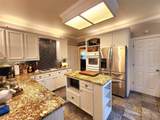 601 Country Club Ct - Photo 17