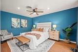 910 Berrywood Dr - Photo 5