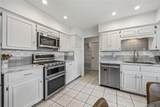 910 Berrywood Dr - Photo 8