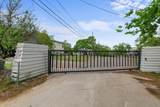 1707 Lipan Trl - Photo 2