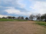 1042 Los Ranchitos Rd - Photo 17