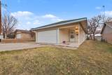 1720 Greenwood Ln - Photo 2
