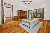 812 10th St - Photo 14