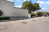 935 La Posada Dr - Photo 8