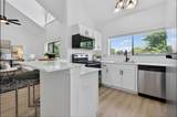 923 41st St - Photo 8