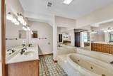 300 Mills St - Photo 17