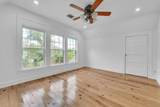 300 Mills St - Photo 22