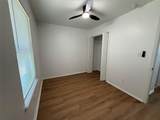 1009 Alex St - Photo 7