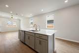 306 Possumhaw Ln - Photo 10