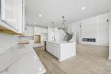 7400 Desert Needle Dr - Photo 11