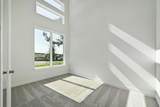 7400 Desert Needle Dr - Photo 15