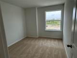 335 Young St - Photo 17