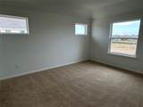 335 Young St - Photo 18