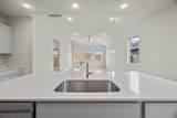 206 Hornet St - Photo 13