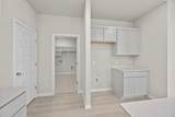 206 Hornet St - Photo 14