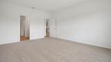 203 Mustang Lake Cir - Photo 19