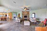 118 Saddle Ct - Photo 15
