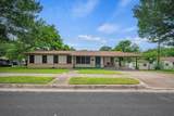 2000 Cedar Ave - Photo 1