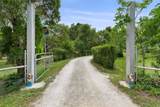 300 Corral Ln - Photo 2