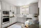 7901 Southwest Pkwy - Photo 10
