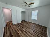1009 Alex St - Photo 6