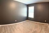 1005 Sundrops St - Photo 21