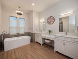 450 Peck St - Photo 16