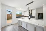 1606 Harvey St - Photo 7