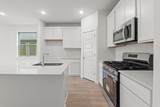 1002 Universal Dr - Photo 11
