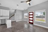 6303 Santos St - Photo 10