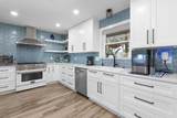 208 Iris Ln - Photo 8