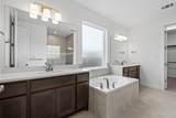 2212 Sarabanda St - Photo 19