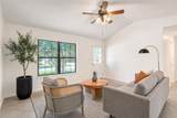 1400 Lazy Creek Ln - Photo 2