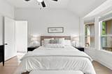 945 Easy Gruene Dr - Photo 18